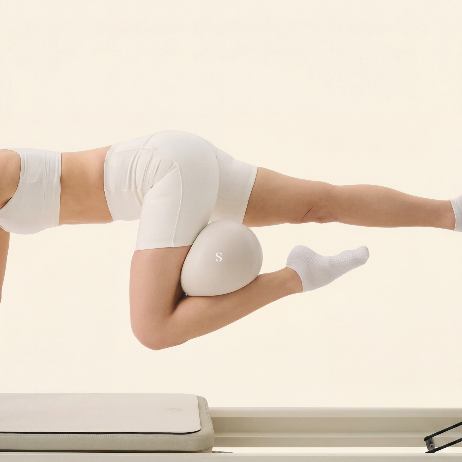 20-22cm Pilates Ball - Ivory