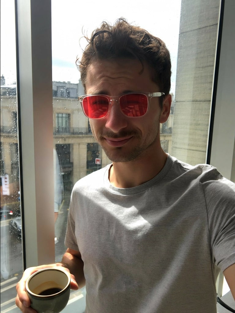 red lens blue light glasses